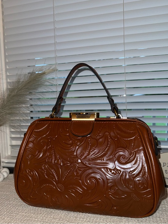 Patricia Nash Handbags - Patricia Nash Gracchi Leather Frame Satchel